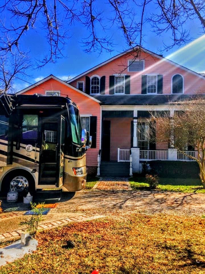 Plantation House at Poché Plantation